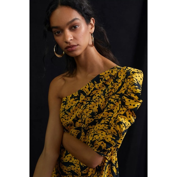 Farm Rio Banana One-Shoulder Midi Dress - Picture 3 of 16